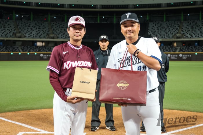 웹사이트상위노출 홈페이지상위노출 사이트상위노출한가한 키움? 치열한 전지훈련 중 2박3일 타이페이 나들이…왜 의미가 있었나