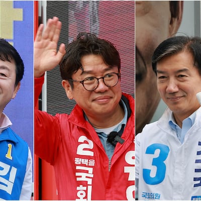 김용남 더불어민주당 경기평택을 국회의원 재선거 후보, 유의동 국민의힘 경기평택을 국회의원 재선거 후보, 조국 조국혁신당 경기평택을 국회의원 재선거 후보가 21일 경기도 평택시 안중시장 인근 및 KTX 경기남부역사 예정 부지 앞에서 각각 공식선거운동 출정식을 갖고 있다. 2026.5.21 ⓒ 뉴스1 임세영 기자