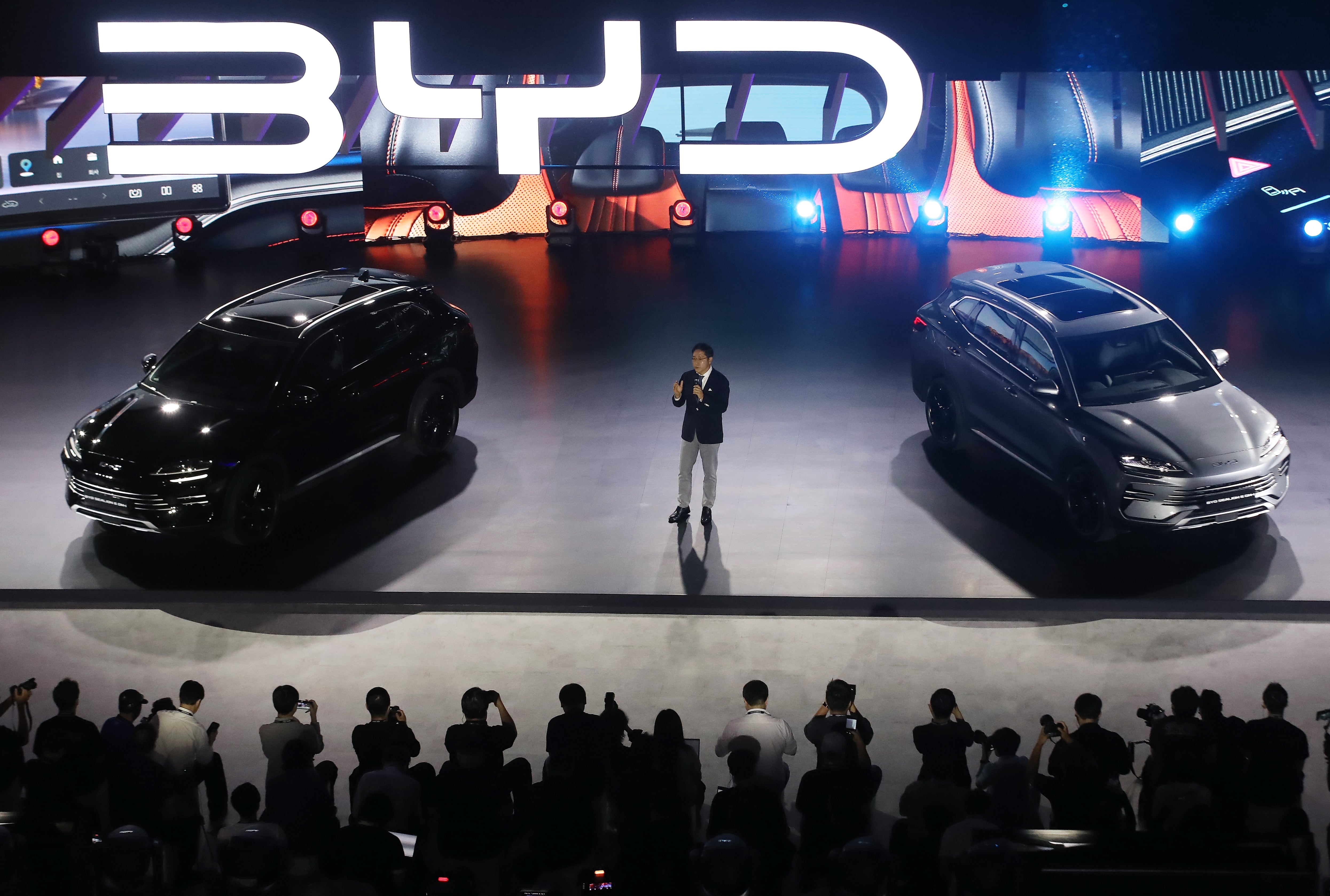 자동차 판촉도 로봇이?… BYD, 서비스용 휴머노이드 8월 공개
