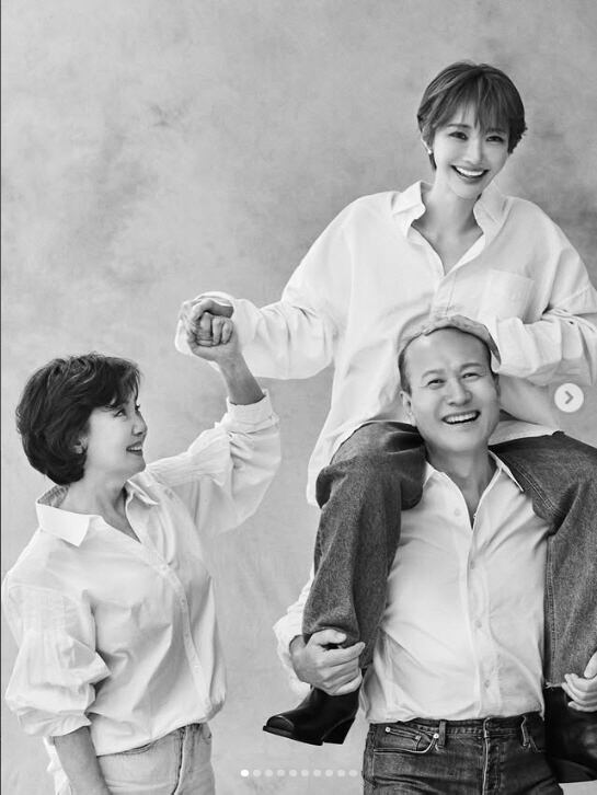 '40살' 고준희, 父 목마 타고 '고쪽이' 모드…"늘 사랑합니다"