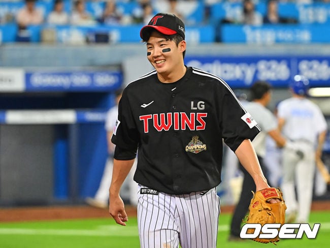 역시 완급 조절 마스터였다...1회 홈런 맞았지만 다승 1위, LG 토종 에이스 "최형우 선배님 삼성 오면서 힘들었다"