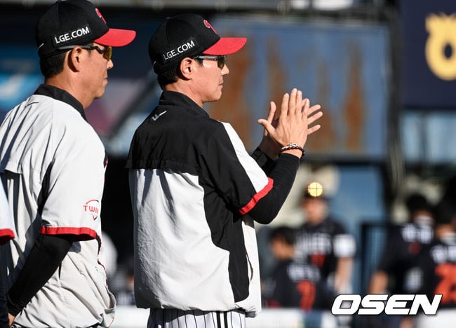 LG, 플레이오프 1차전 앞두고 염경엽 감독 "선발·불펜·타격 모두 걱정"