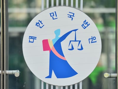 불법 기지국 싣고 94명 휴대전화 해킹한 中 일당… 2심도 실형