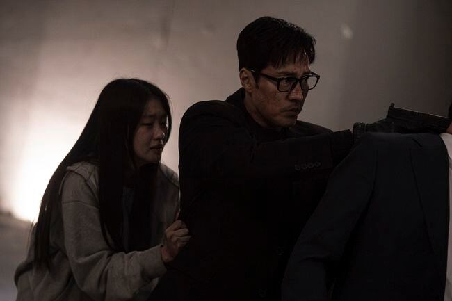 "아빠왔어" '김부장' 소지섭, 눈물바다 부녀 재회 후 총성..탈출 성공할까