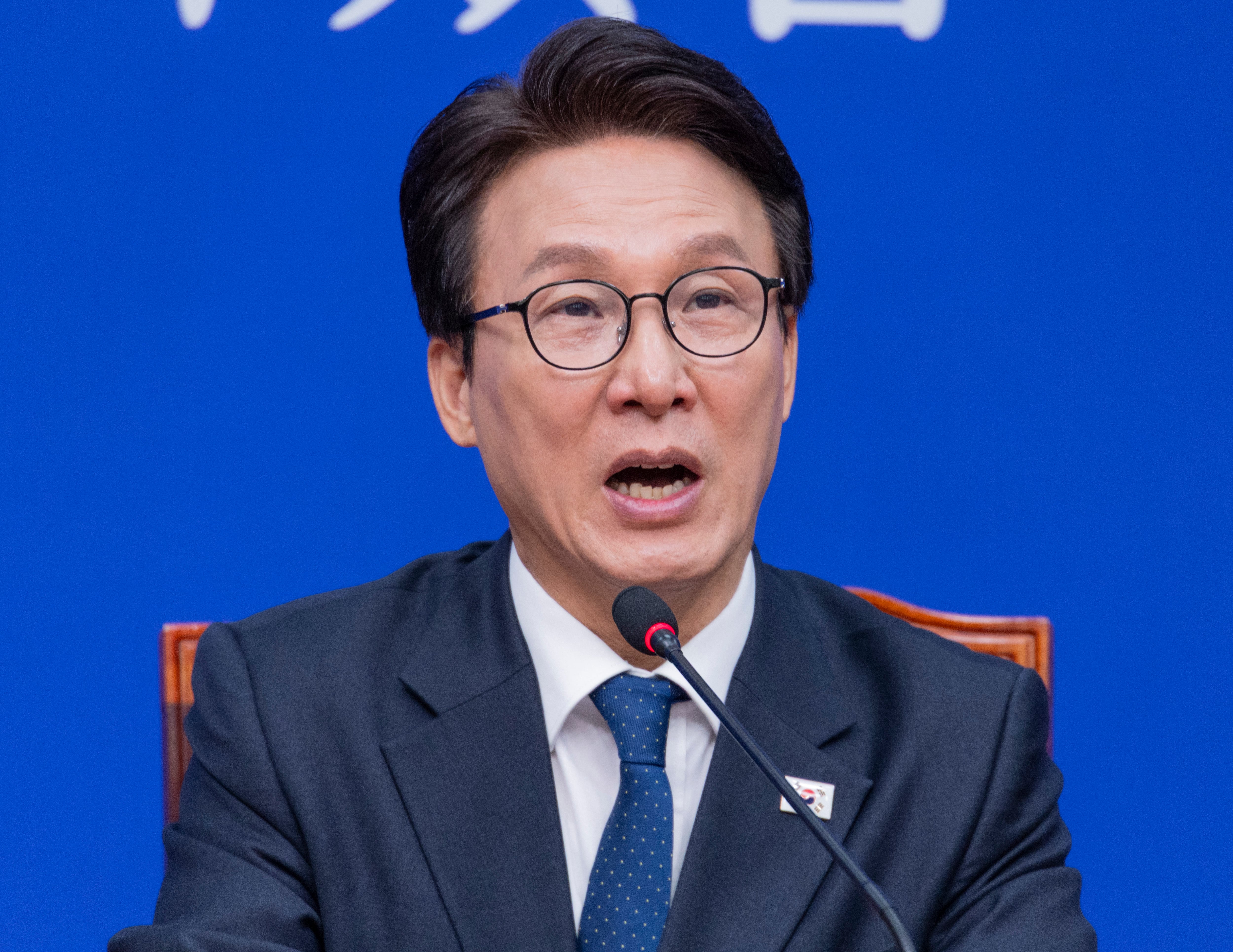 조희대 탄핵 반대 45%… 李대통령 지지율 2%p 오른 46%