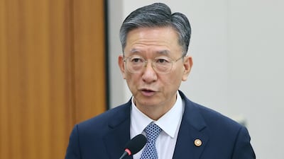 정성호 법무부장관이 22일 서울 여의도 국회에서 열린 법사위 전체회의에서 공소청 설치 준비상황 등 업무보고를 하고 있다. photo 뉴스1