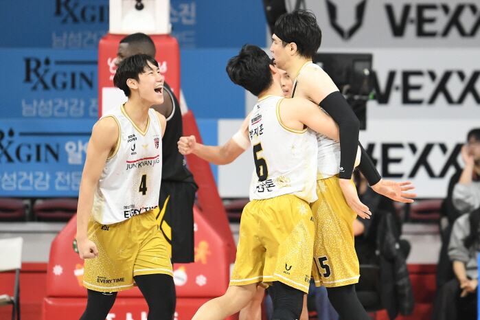 웹사이트상위노출 홈페이지상위노출 사이트상위노출안양 정관장, 연장 접전 끝에 삼성 올 시즌 처음으로 꺾으며 단독 2위 등극