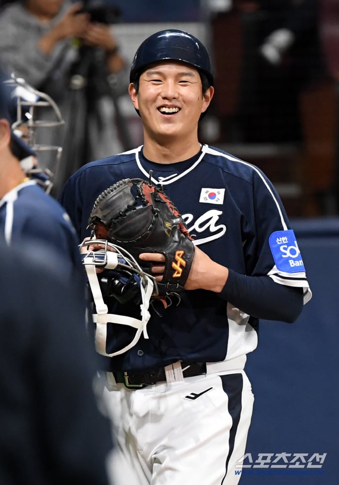 대한민국 야구대표팀이 5일 고척스카이돔에서 훈련을 가졌다. 조형우가 수비 훈련을 하고 있다. 고척=박재만 기자 pjm@sportschosun.com/2025.11.05/