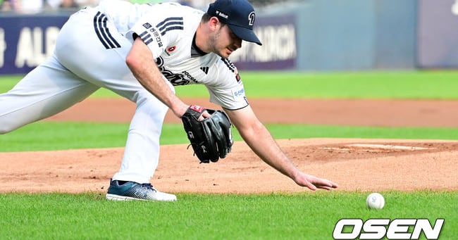 Giải bóng chày KBO 2026: Đấu trí căng thẳng giữa Doosan Bears và Samsung Lions tại Jamsil