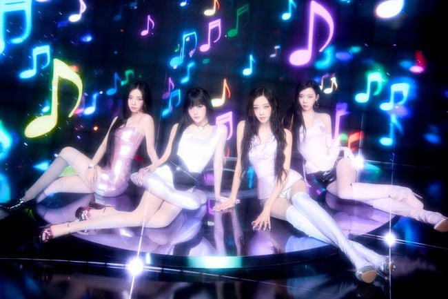 에스파, ‘쇠 맛’ 벗었다..日 첫 미니앨범 'KISS N TELL' 공개