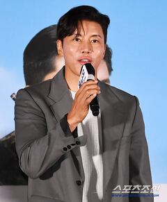 [공식] '호프' 음문석, 마흔넷에 장가간다…소속사 "내년 1월 결혼"