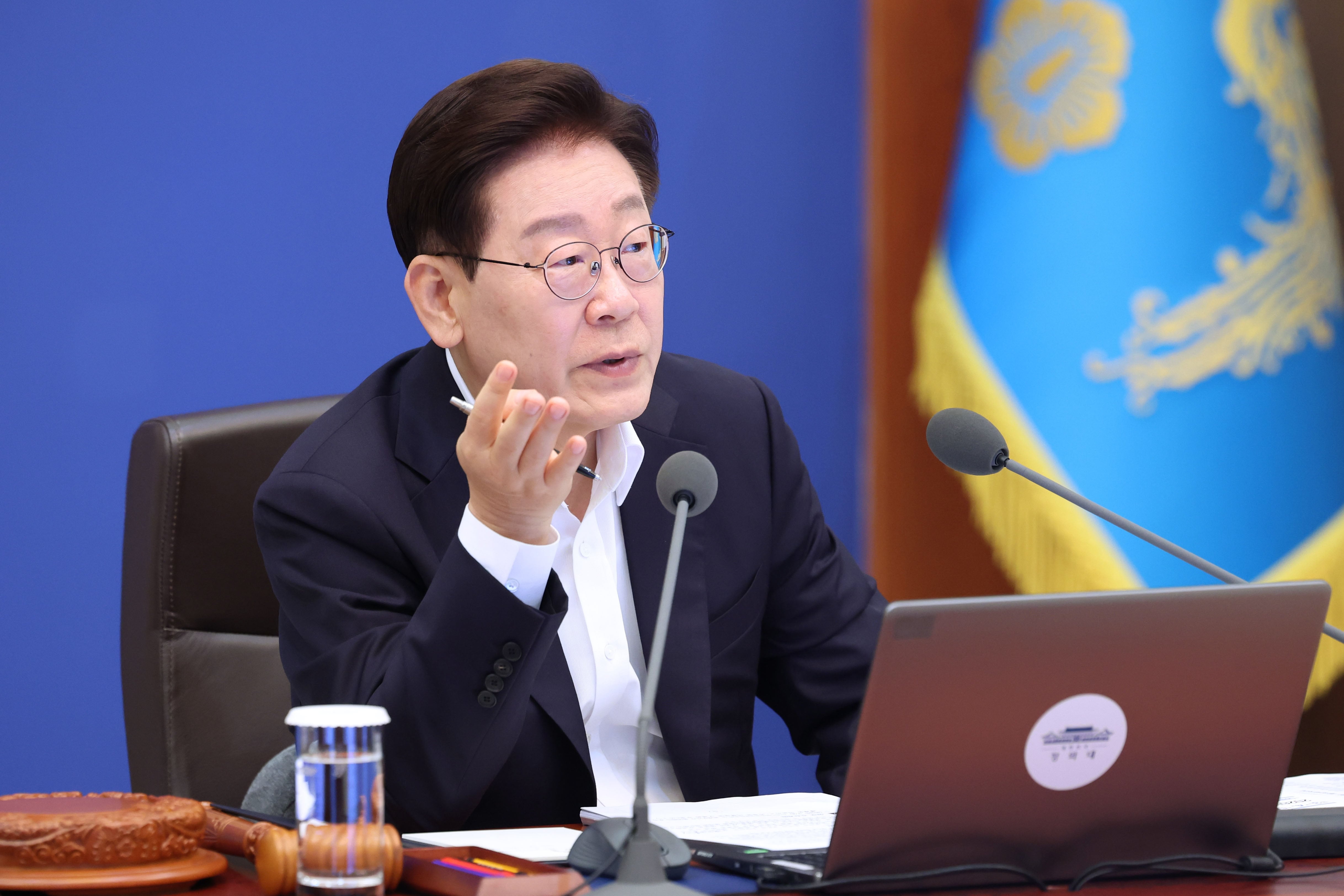李 “잠재성장률 3%, 무역 4강, 국민소득 5만달러 원년”