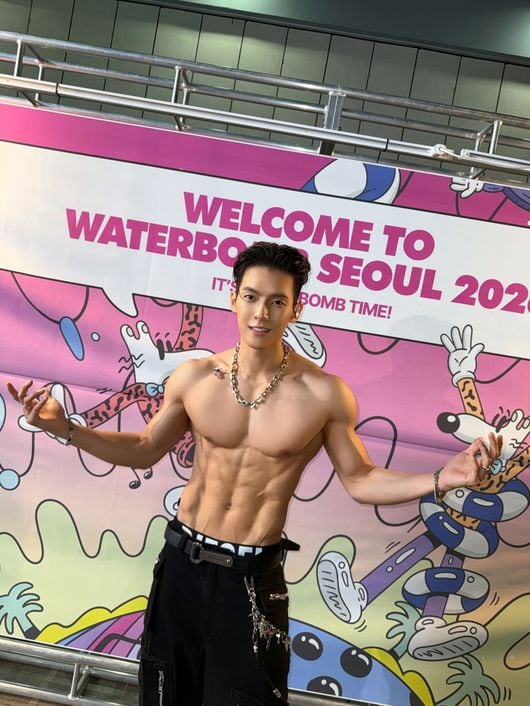 "워터밤 남신"..비투비 이민혁, 쏟아지는 물줄기 속 상탈 라이브