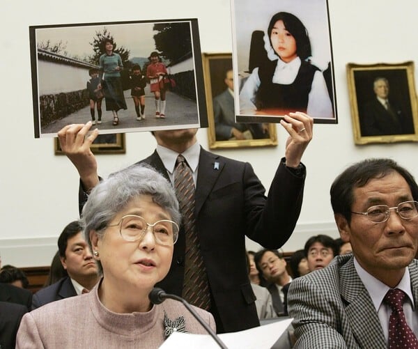 “메구미 사망 자료, 일본 정부가 먼저 찾자고 했다…아베는 덮었다”