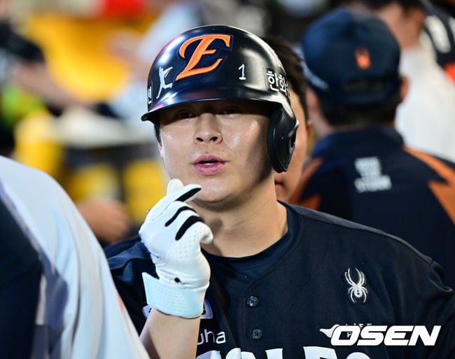 노시환 홈런-홈런-홈런-홈런, 비결은 최재훈 배트? “내가 기운 다 가져왔다, 내일도 무조건!”
