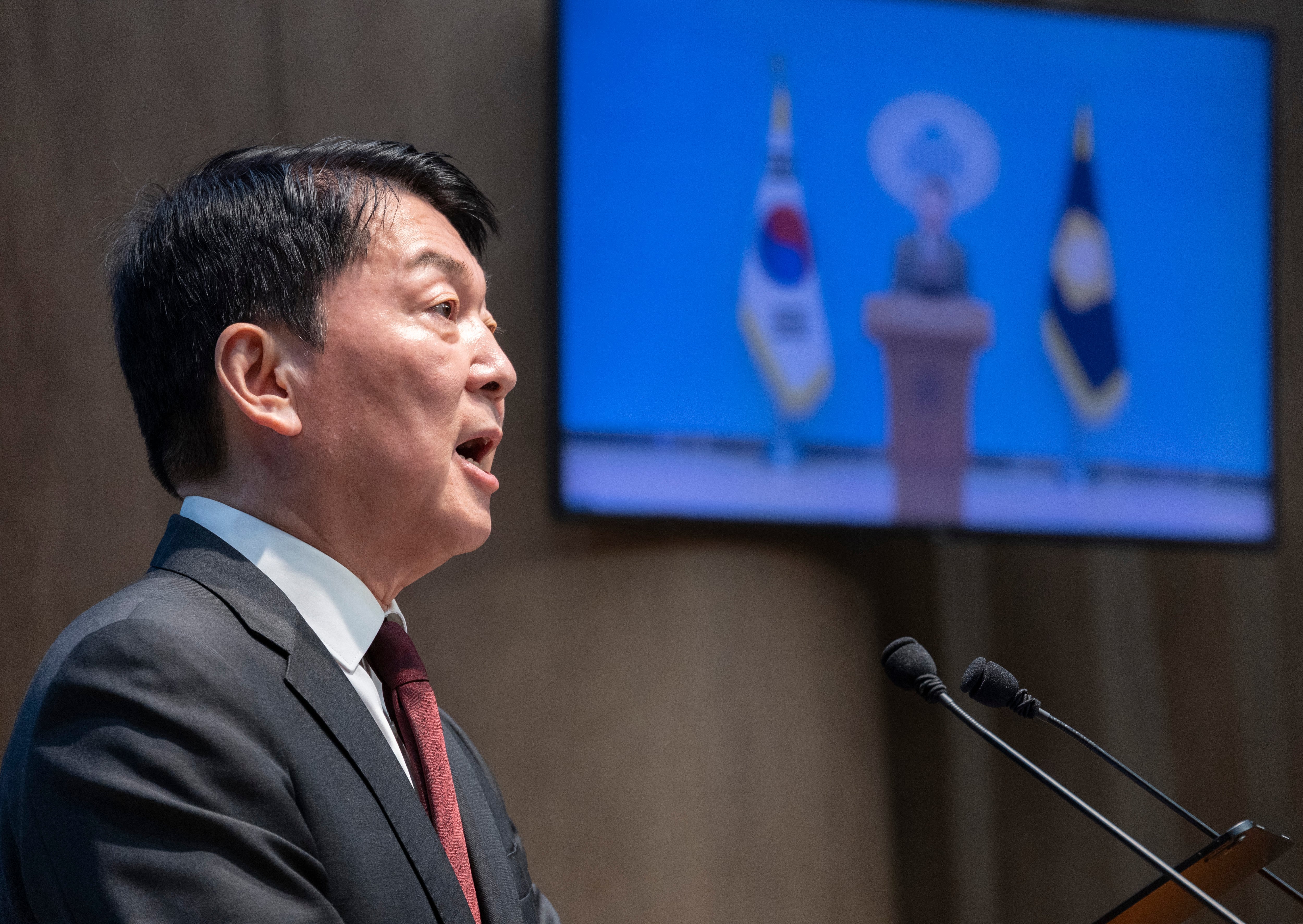 안철수 “한동훈 복당 반대…우리 당에 얼씬도 말라”