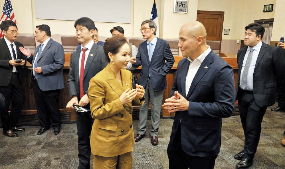 개인·기업 비자 대행 넘어 전략 설계형 법률 서비스
