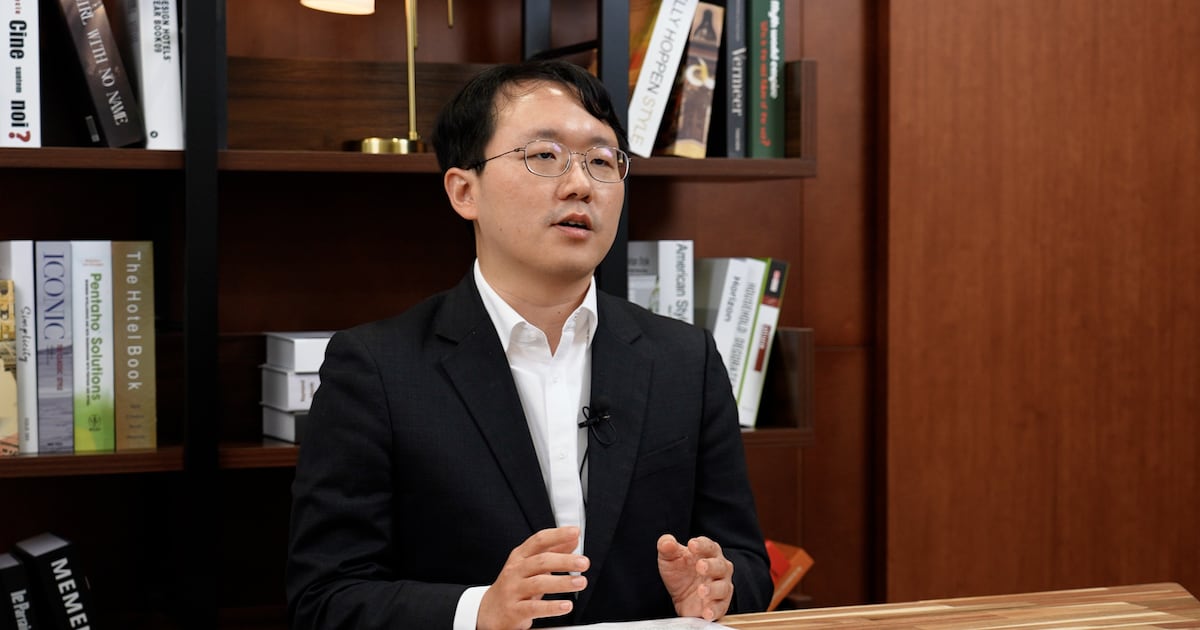엔비디아·팔란티어 다음으로 오를 AI 주식 10개