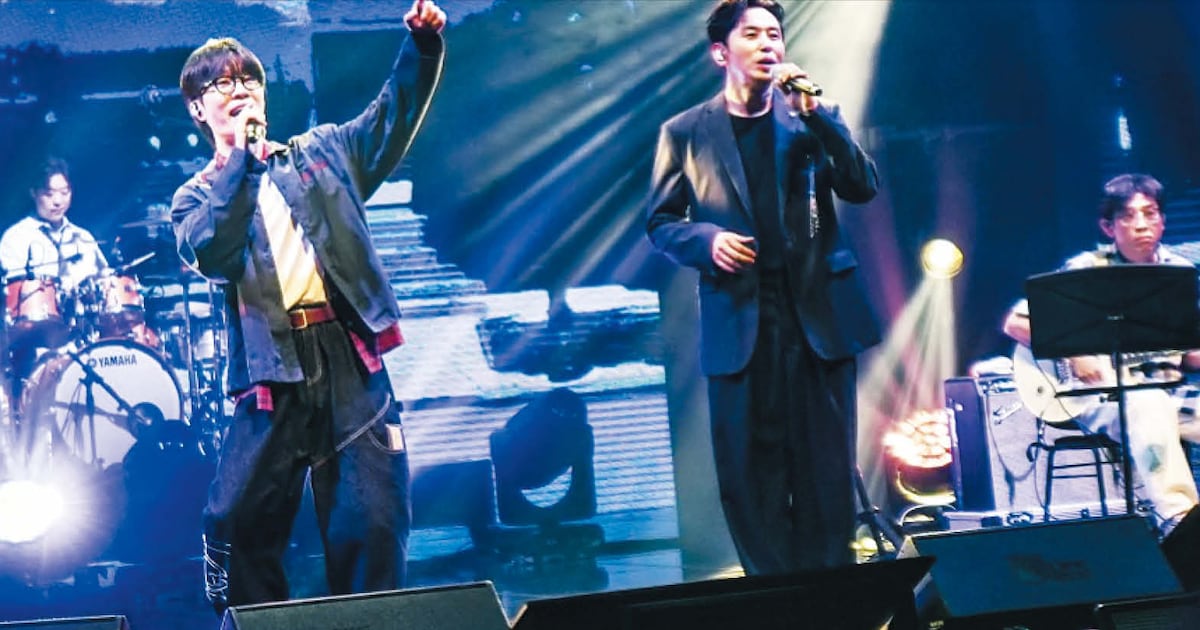 "유튜브 뮤직 넘어라"... 음원 플랫폼, 회원 확보에 사활 - 뉴스 썸네일 이미지