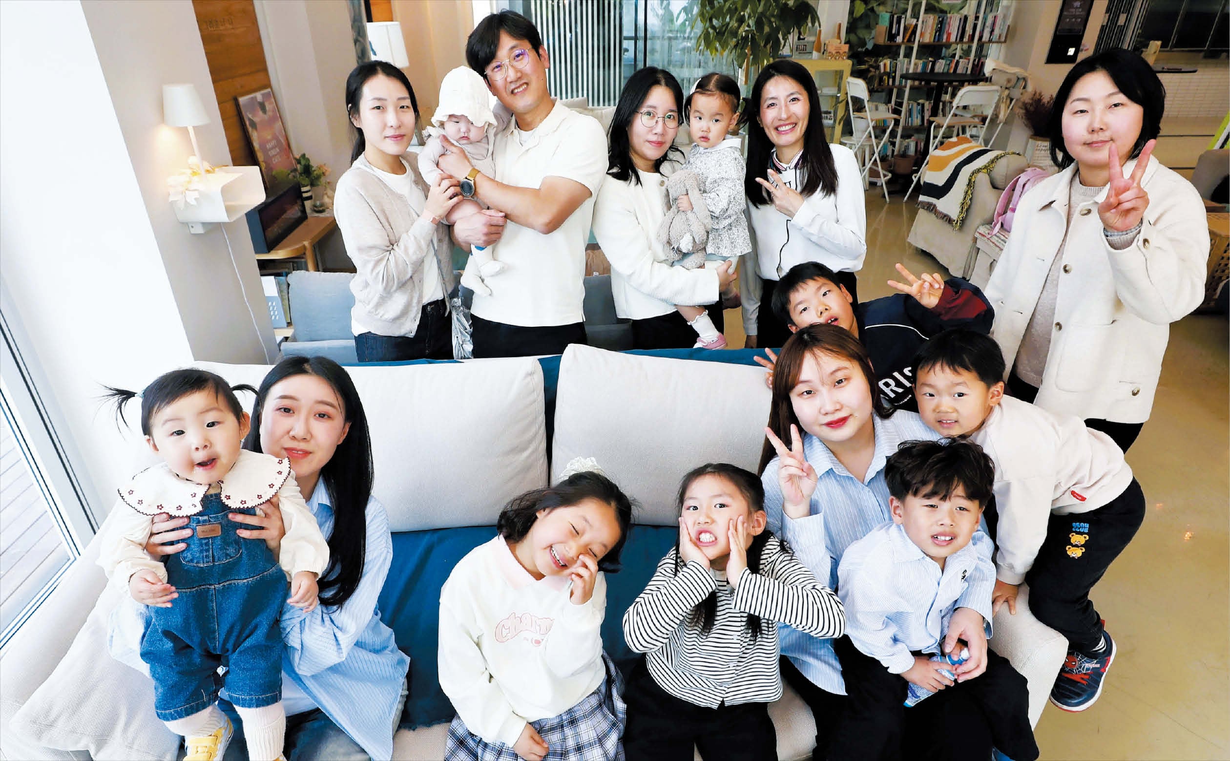 기간 제한 없이 ‘4시 퇴근’… “아이와 저녁먹는 일상 생겼죠”