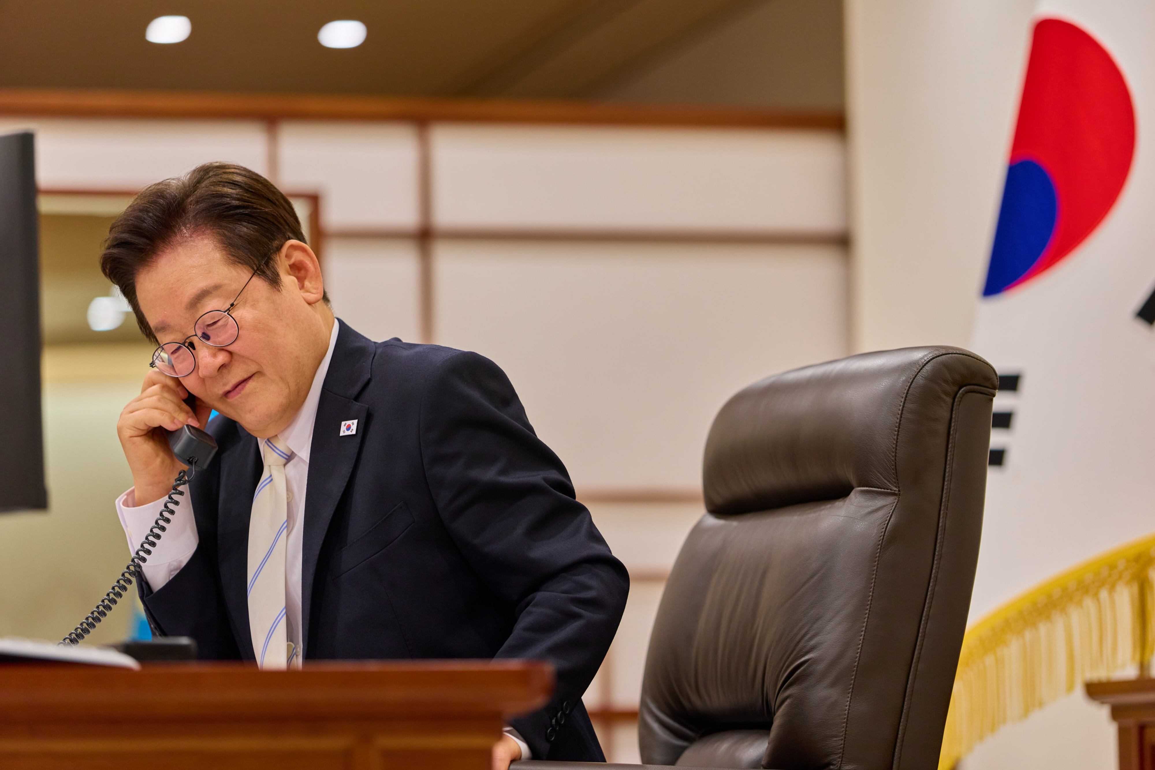 이재명-마크롱 정상회담 취소…“佛, 자국 내 사정” – 폰테크 달인