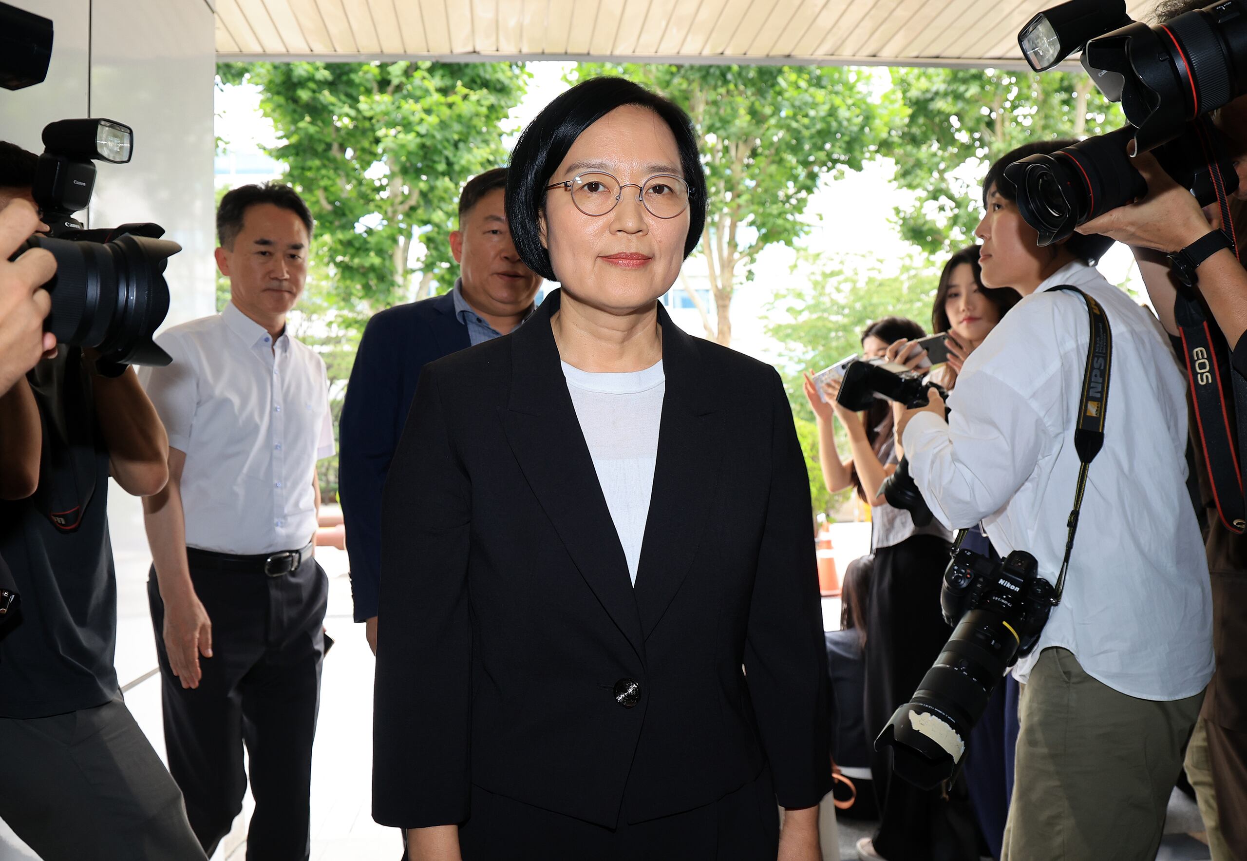 한성숙 재산, 스톡옵션 포함 440억... “테슬라 10억·애플 2억 美 주식도”