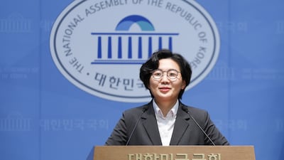 President Lee Jae Myung Follows Kim Bo-mi Amid 86 Generation Criticism