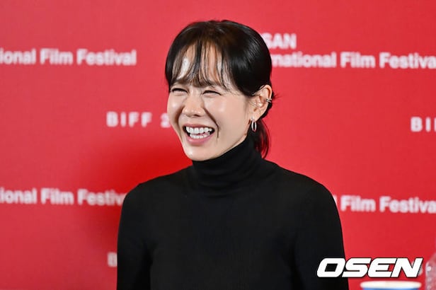 Son Ye-jin discusses diet, husband at festival