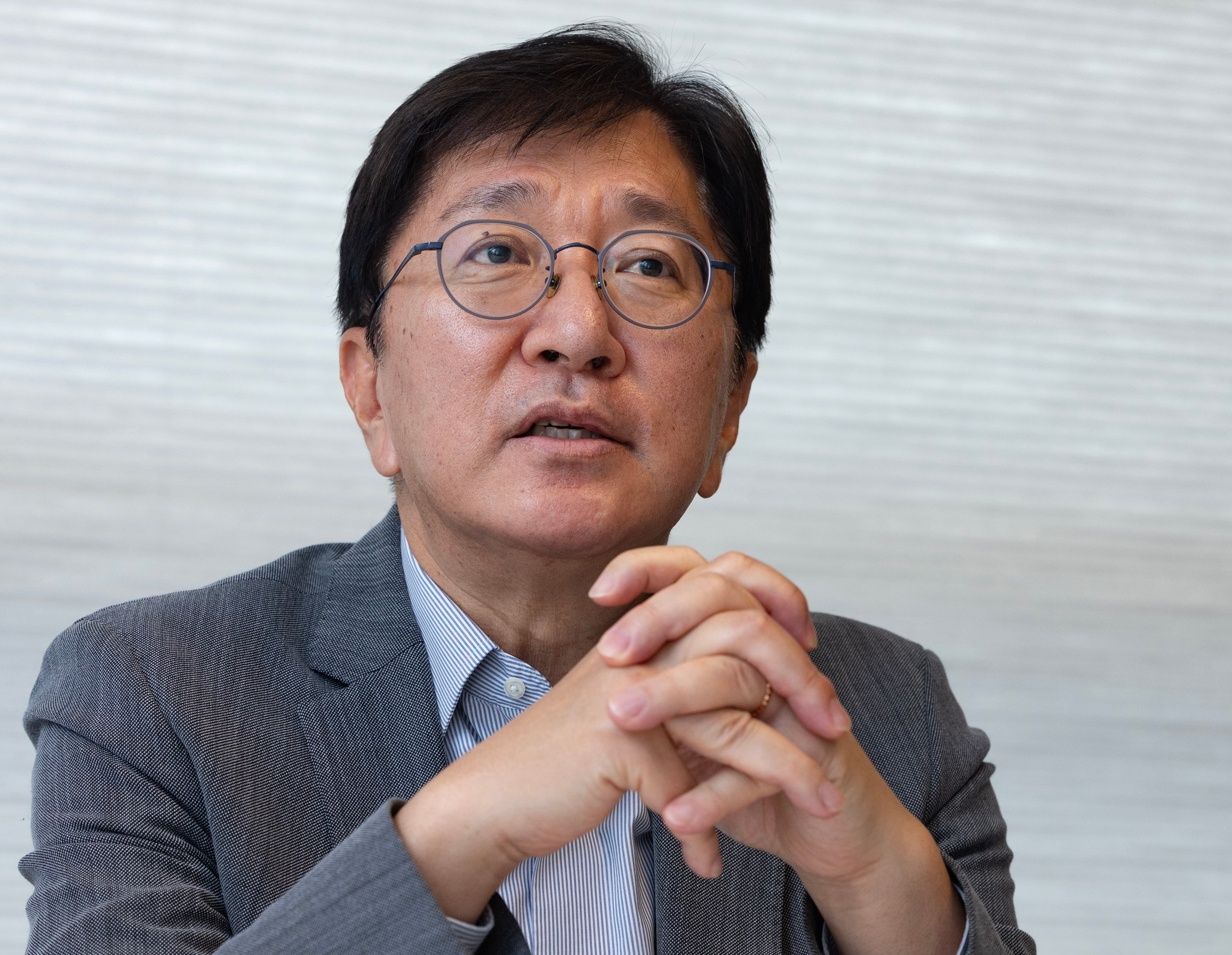 김영오 서울대학교 공과대학장이 7일 서울 중구 조선일보사 회의실에서 가진 인터뷰에서 이공계 인재 육성에 대한 자신의 생각을 밝히고 있다./이태경기자