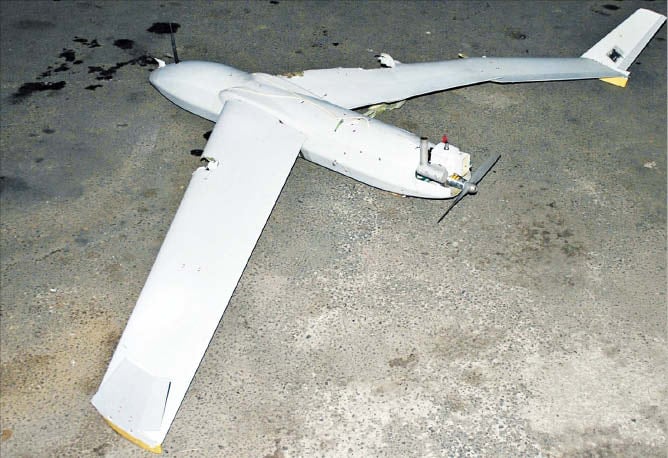 작년 10월 북한 국방성이 공개한 ‘평양 침투 무인기’의 잔해. /노동신문·뉴스1