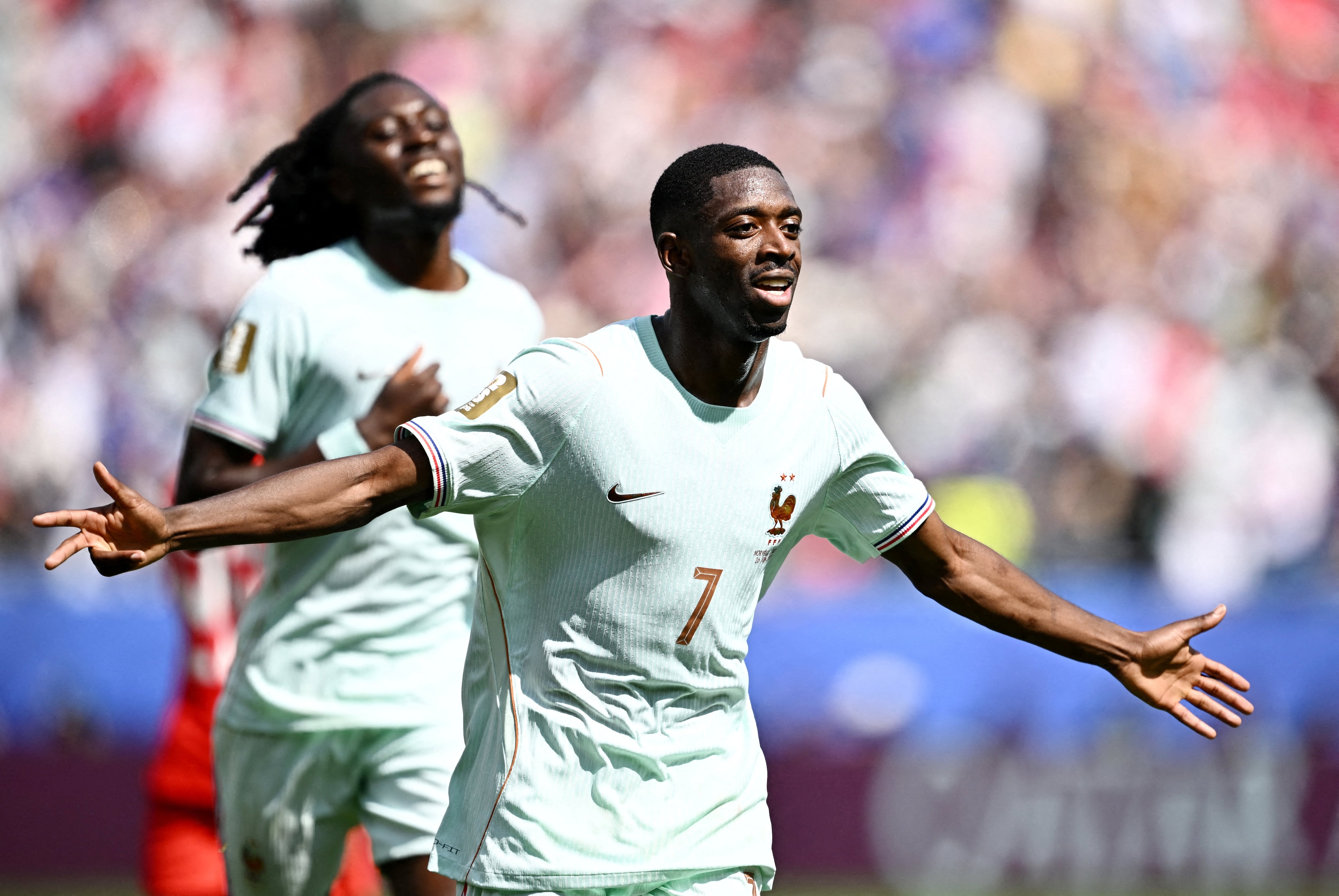 ‘뎀벨레 해트트릭 터졌다!’ 우승후보 프랑스, 홀란 빠진 노르웨이 4-1 대파…3연승으로 32강 진출