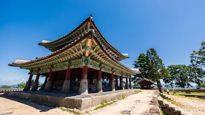 수어장대 ‘무망루’, 100년 소나무 숲… 남한산성에 오르면 비로소 보이는 것들
