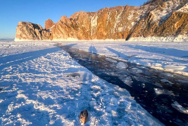 On the 20th, local time, the site of a minibus sinking accident. /TASS-Yonhap