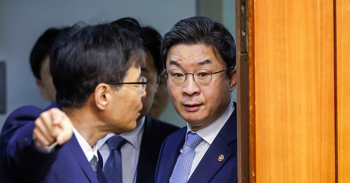 설익은 '부실 기업 상장폐지', 법원이 제동... 애꿎은 개미 돈만 묶였... - 뉴스 썸네일 이미지