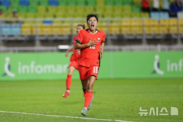 지소연 패널티킥으로 득점