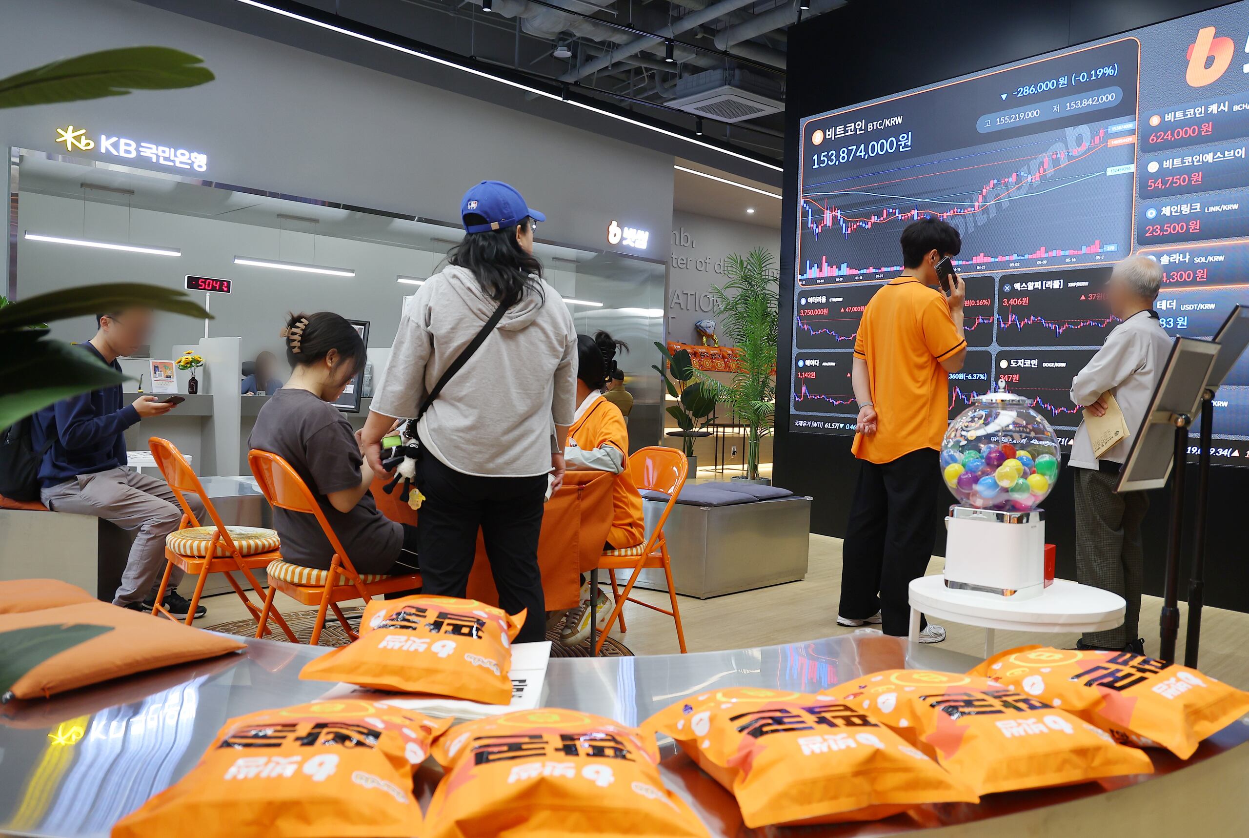 EU에 관세 50%” 트럼프 경고에 비트코인 다시 10만달러대로 하락