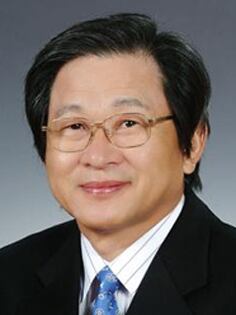 윤연 前 해군사관학교 교장