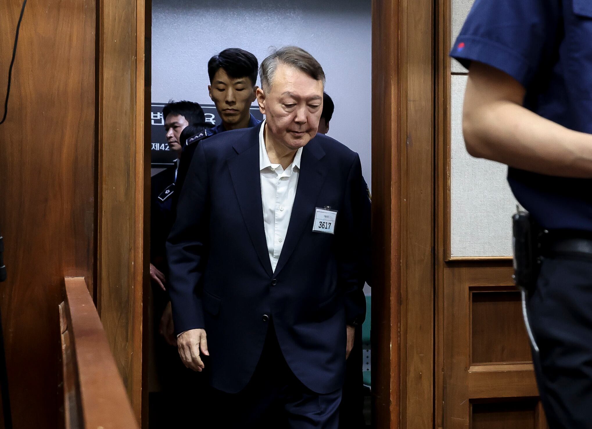 폰테크 달인 내란 특검, 尹 내란 우두머리 재판도 중계 신청