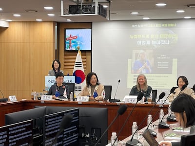 뉴질랜드, 여성 과반 의회는 어떻게 만들어졌나... “기준 마련 필요”