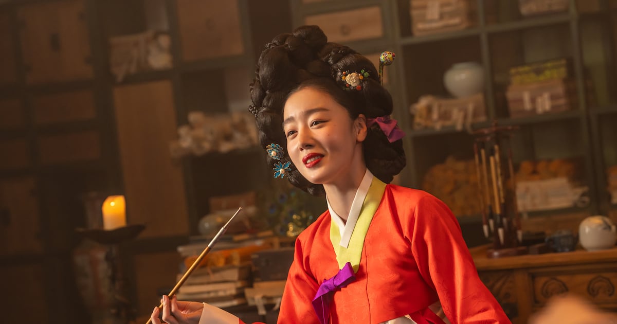 북촌 사교계 다룬 '스캔들'은 왜 '브리저튼'만큼 환영받지 못했을... - 뉴스 썸네일 이미지
