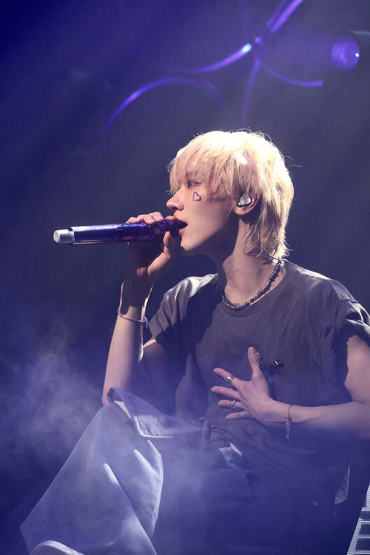 NCT 텐, 日 첫 투어 돌입..솔로 데뷔 앨범 전곡 무대 최초 공개