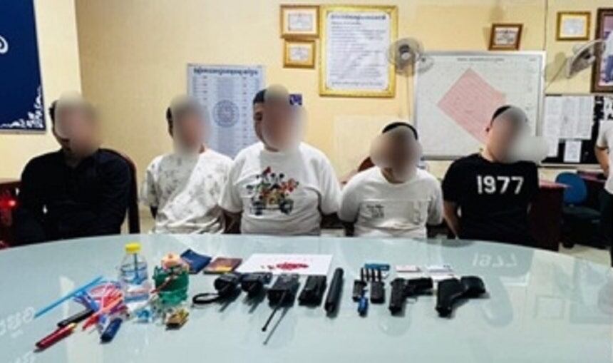 폰테크 달인 – 캄보디아서 감금 피해 속출 “‘온라인 스캠’ 자발적 가담자도 많아”