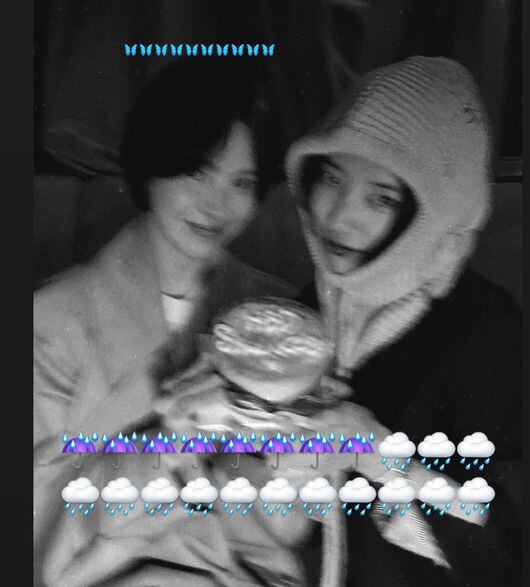 폰테크 달인 – 수지, 송혜교와 여전한 단짝 절친 인증