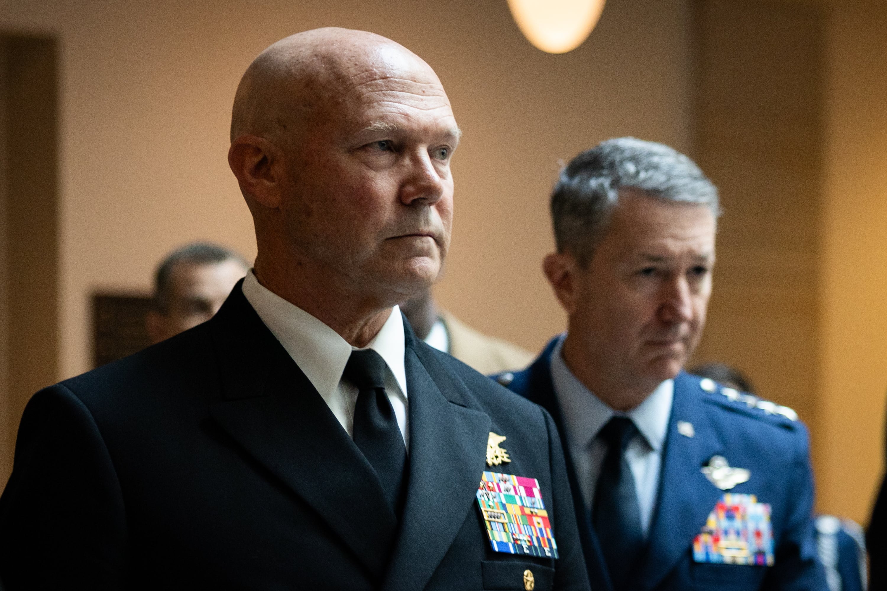 인천탐정사무소 서울탐정사무소 – ‘생존자 사살’ 작전 지휘 장군, 의회 브리핑… 美민주 “국방장관 탄핵” 예고