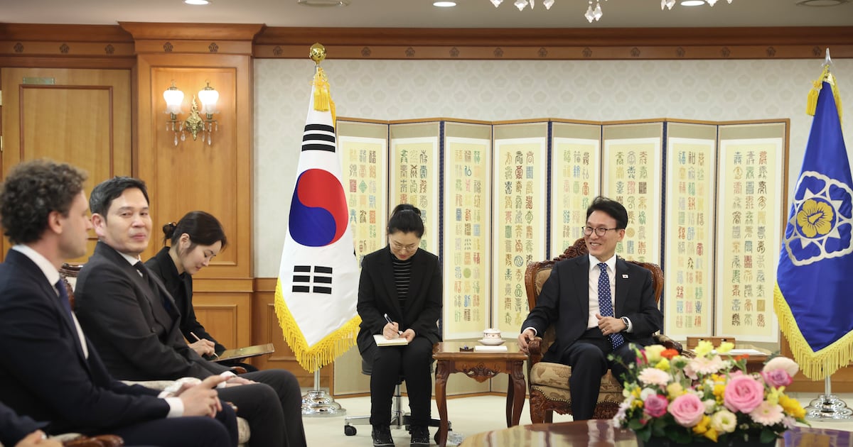 정용진 회장과 리플렉션 AI 면담 및 신세계 AI 투자 가속 트렌드 요약