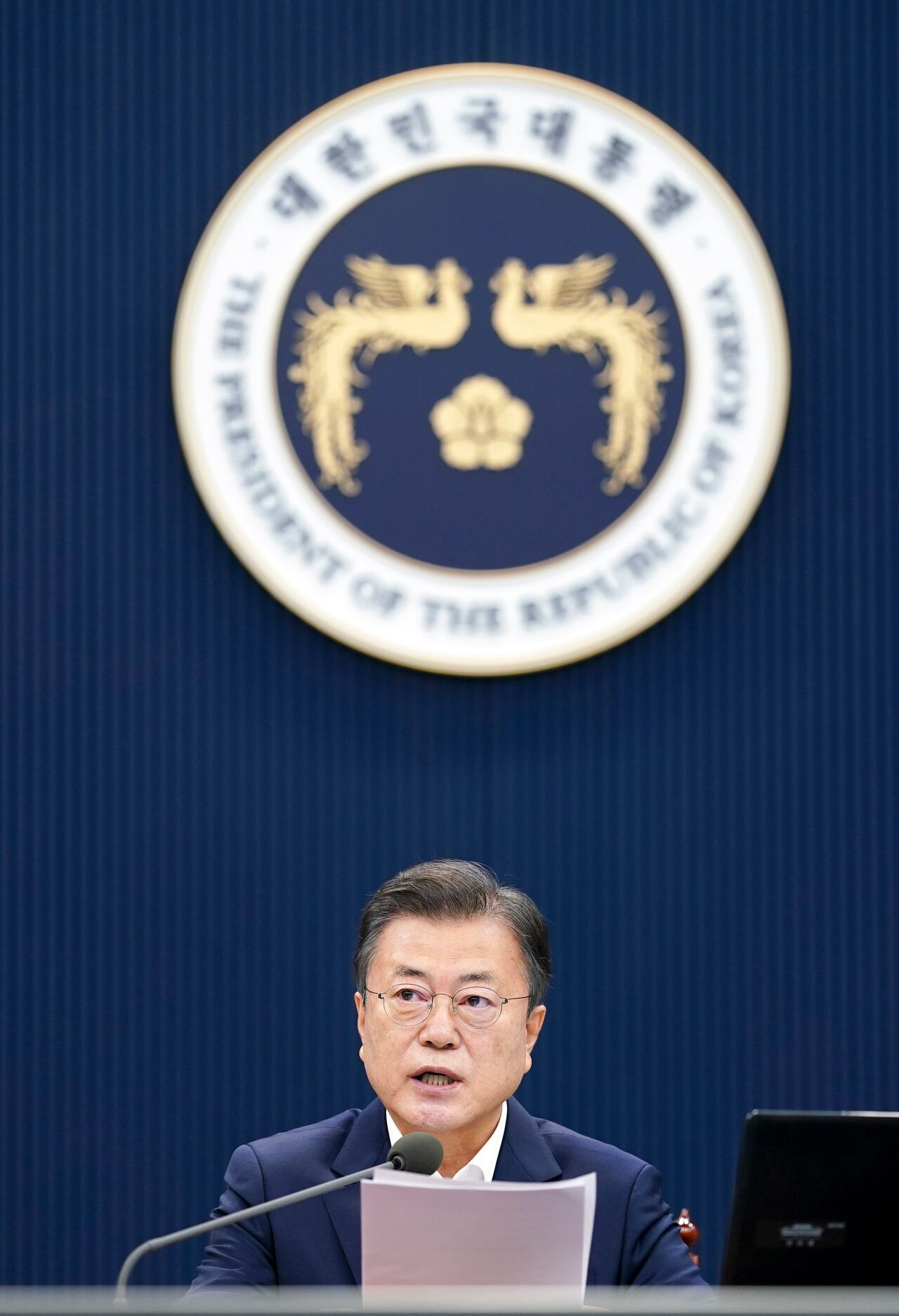 홍준표 “文, 김정은에 보답하기 위해 넘겨준 USB에 뭐가 담겼나”