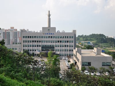 무면허로 운전하다 사고 내고 도주한 10대 입건