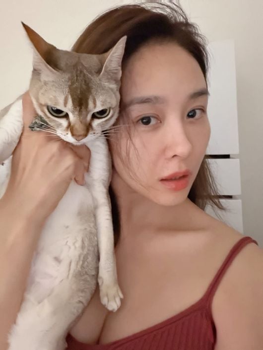 옥주현, 4년 만에 연예계 또 뒤집어 놓고도 '평온'…김호영 2차 저격하더니 '후련'