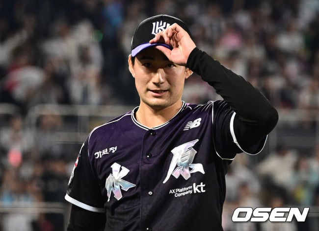 "사상 최초의 일 벌어졌다! '역수입' 처음" KBO 홀드왕 소프트뱅크 육성 3R 지명, 日 매체도 주목