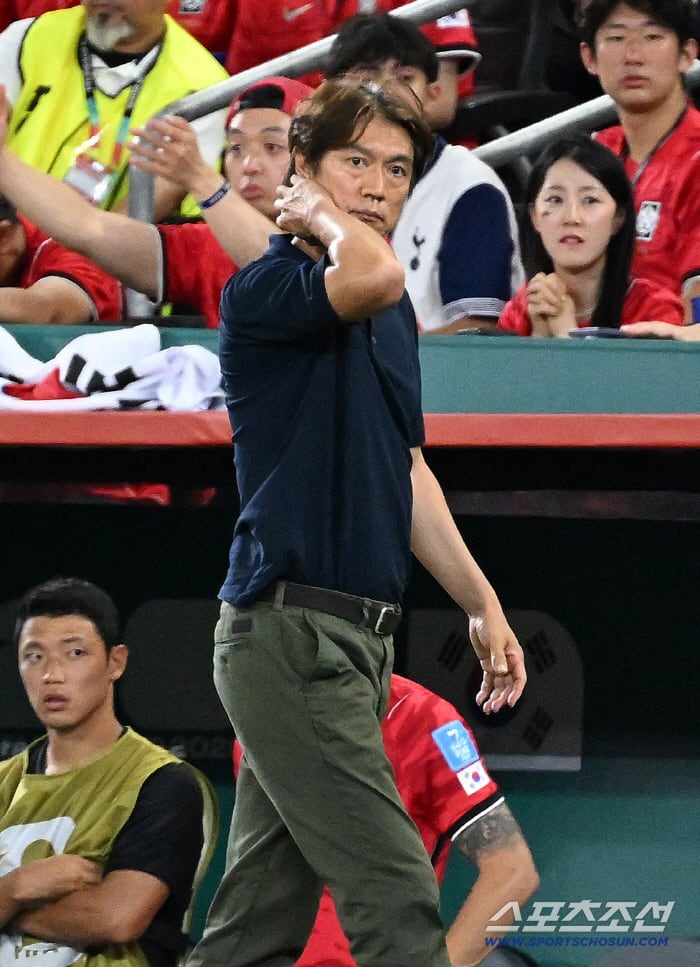 '끝나지 않았다!' 홍명보 감독, 내부 위기설 '즉각' 차단…"뒤숭숭한 적 없었다, 선수들에게 나를 탓하라고 했다"